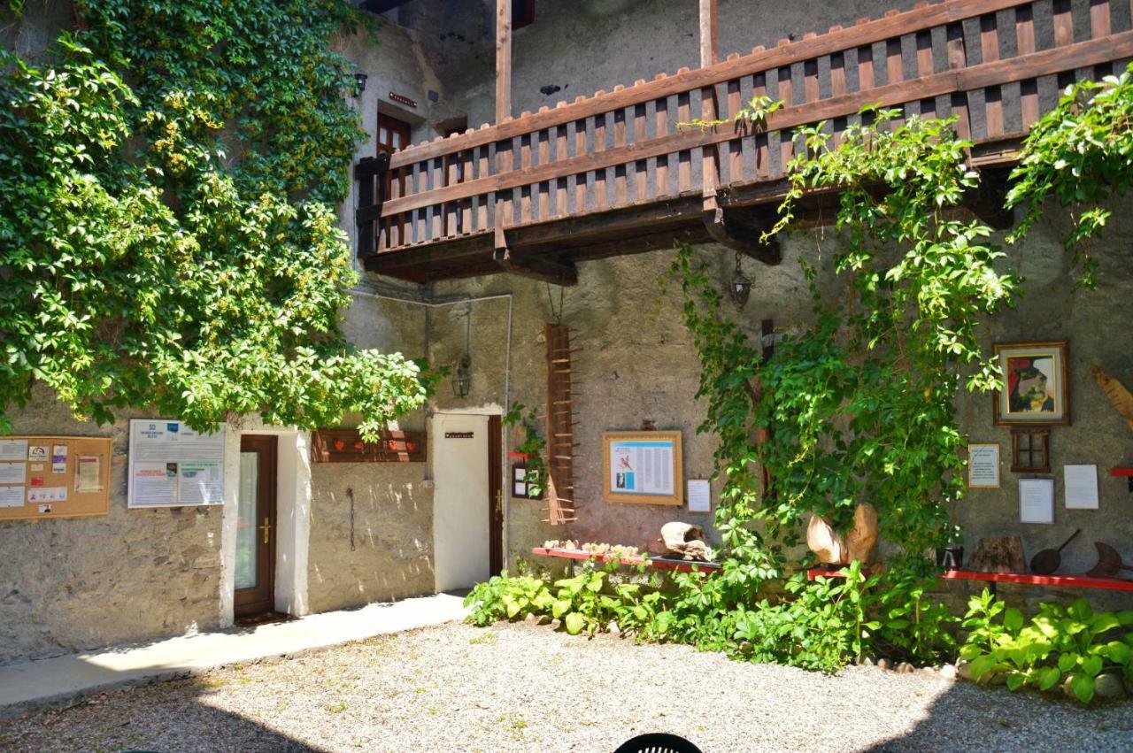Cascina Des Religieuses Apartment Aosta Luaran gambar